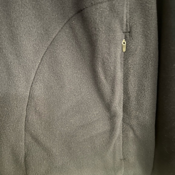 Under Armour Women’s Micro Series Fleece Jacket - Picture 8 of 8